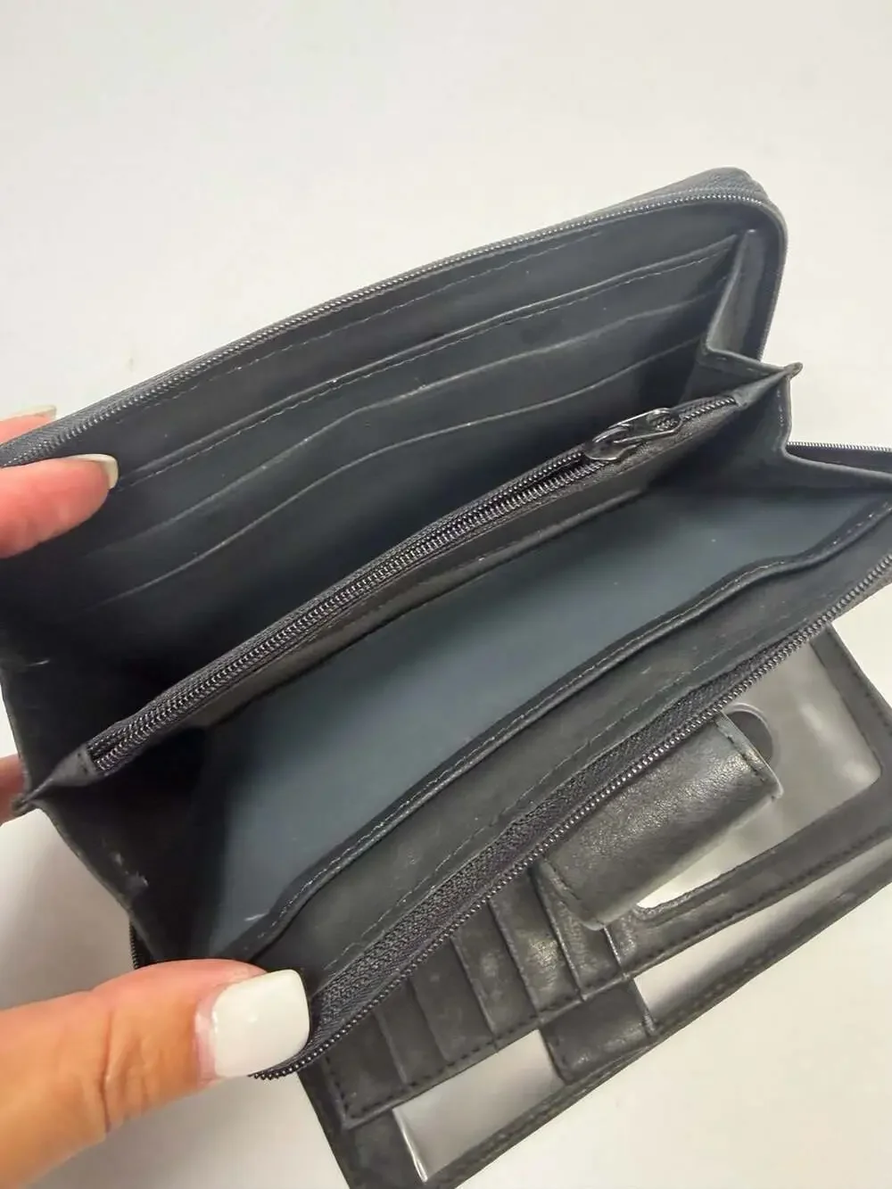 Rolfs Vintage Genuine Leather Checkbook Clutch Wallet in Black
